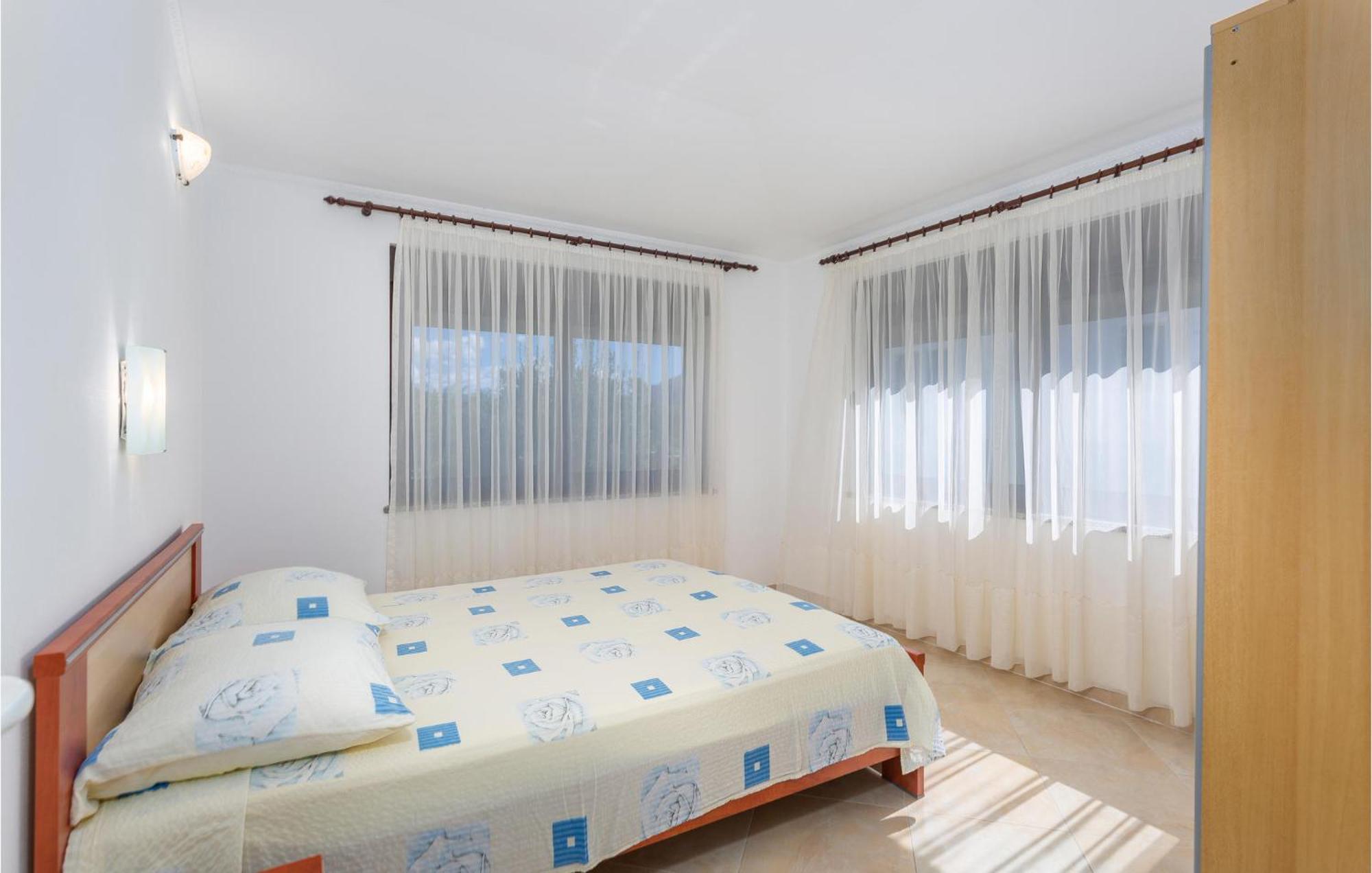 Nice Apartment In Jurandvor With Wifi ภายนอก รูปภาพ